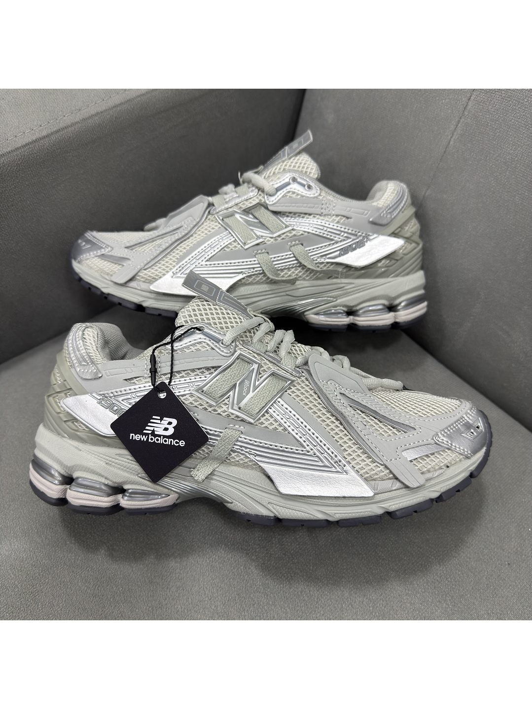 New Balance 1906A Gris  1