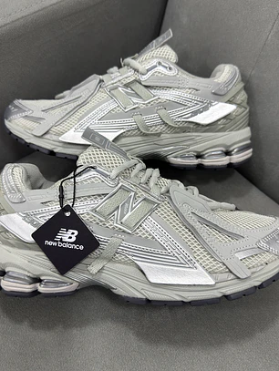 New Balance 1906A Gris 