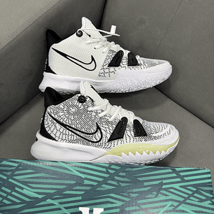 Nike Kyrie Irving 7 Brooklyn Beats 