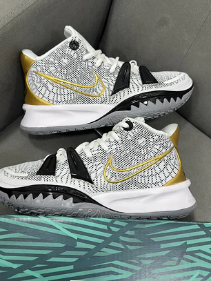 Nike Kyrie Irving 7 EP Rings