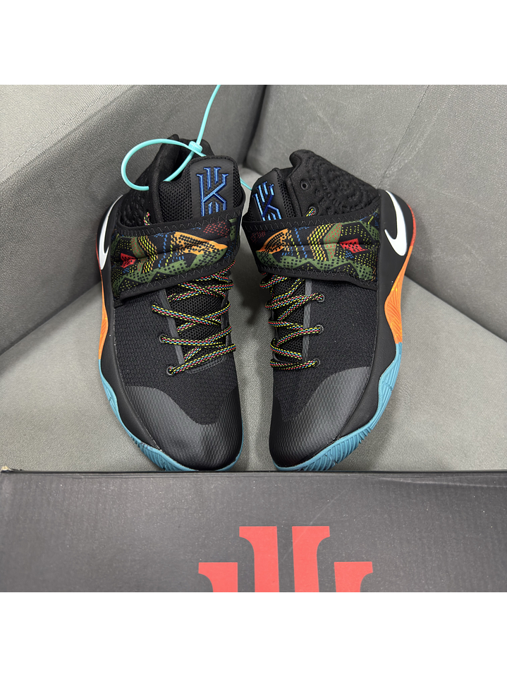 Nike Kyrie Irving 2 BHM 4