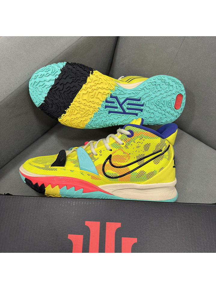 Nike Kyrie Irving 7 1 World 1 People  4