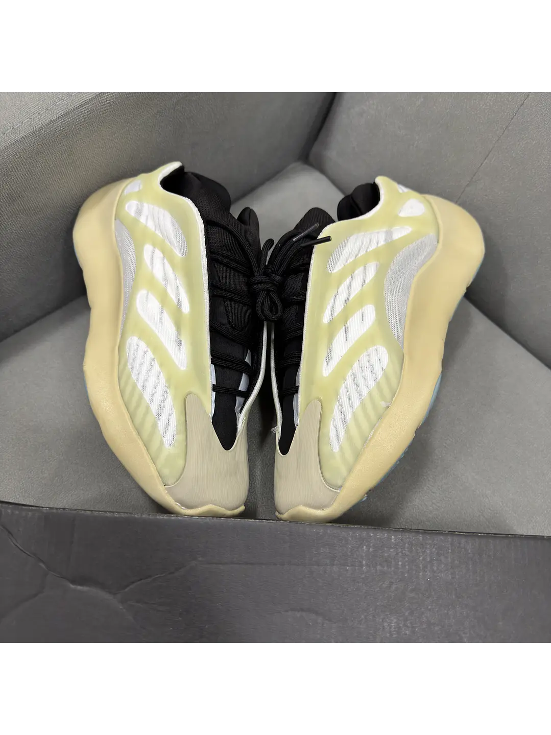 Adidas Yeezy V3 Azael 3