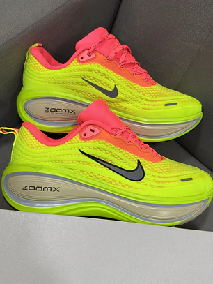 Nike Zoom Vomero Plus Green Neón 