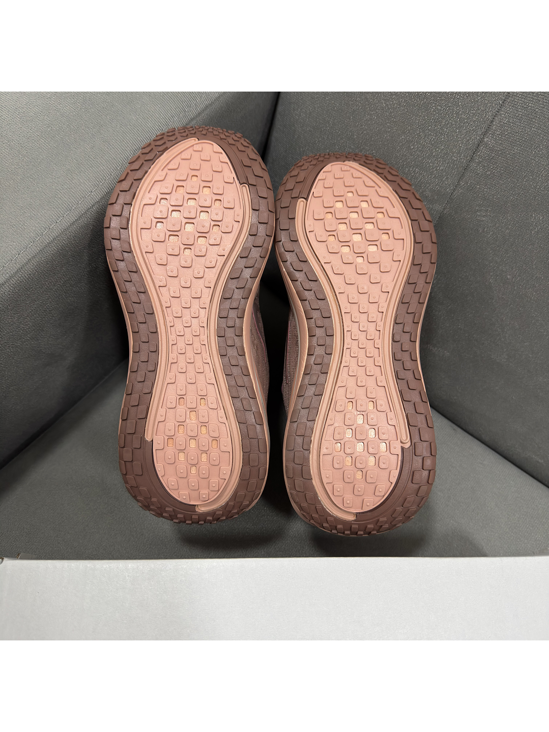 Nike Zoom Vomero Plus Palo Rosa 4