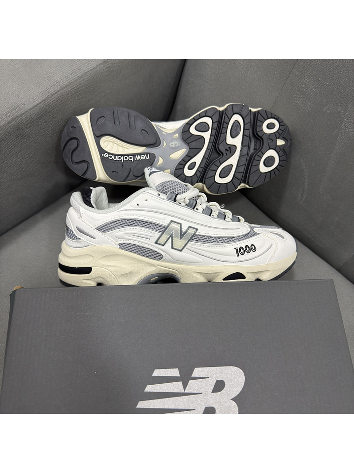 New Balance 1000 Sea Salt  4