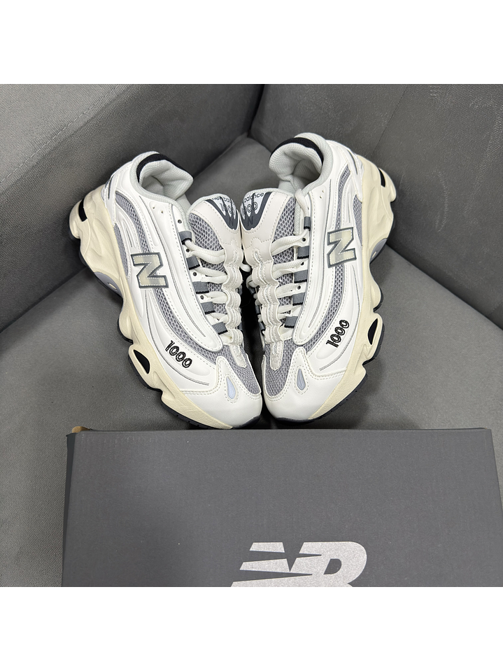 New Balance 1000 Sea Salt  3