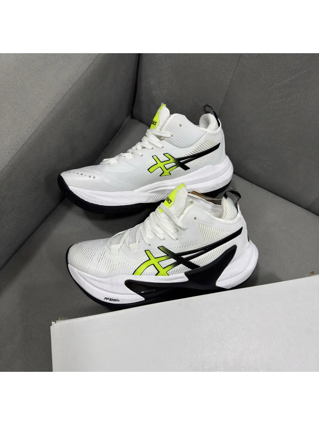 Asics Metarise 2 White Black  1