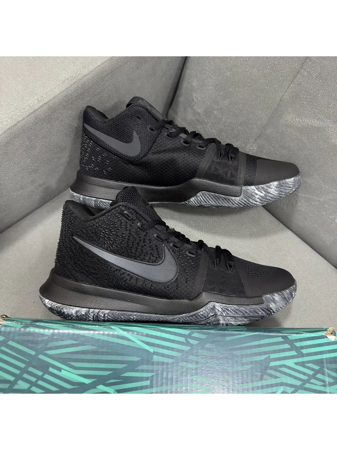 Nike Kyrie Irving 3 Total Black  3