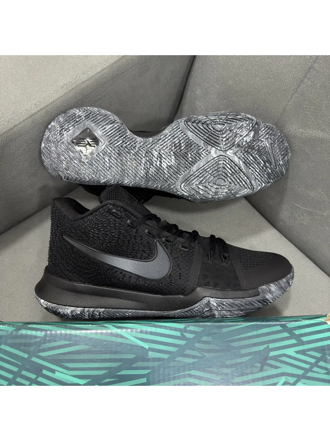 Nike Kyrie Irving 3 Total Black  2