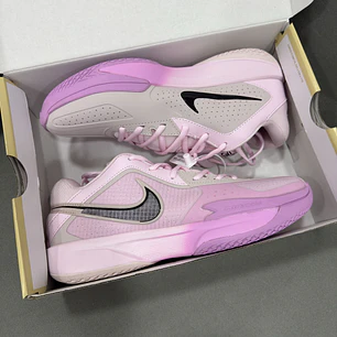 Nike GT Cross Pink