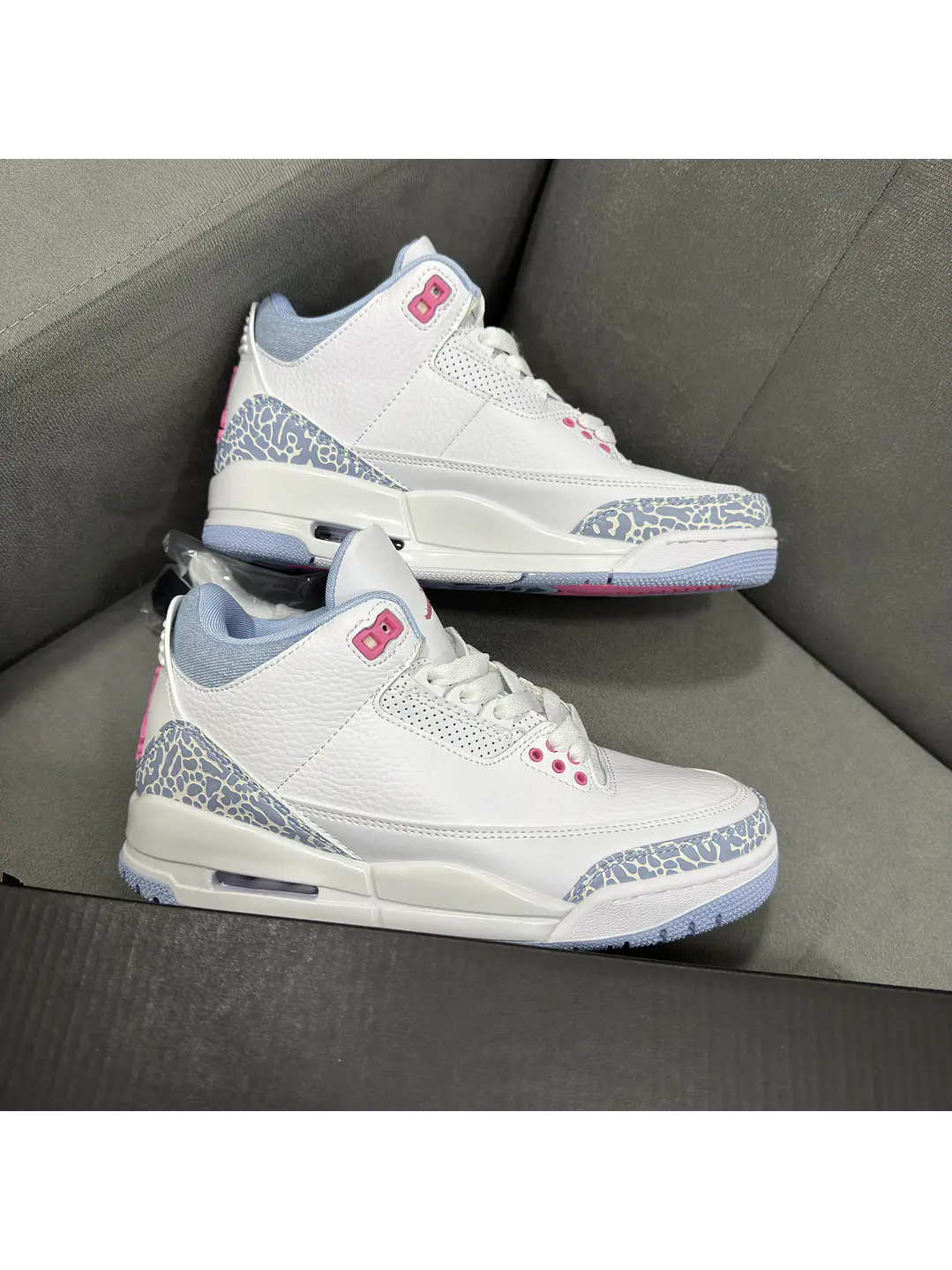 Jordan Retro 3 Cobalt Bliss  1
