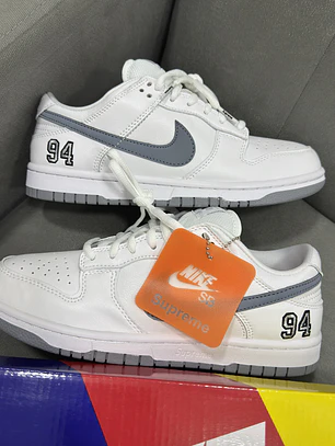 Nike Sb Dunk Supreme White 