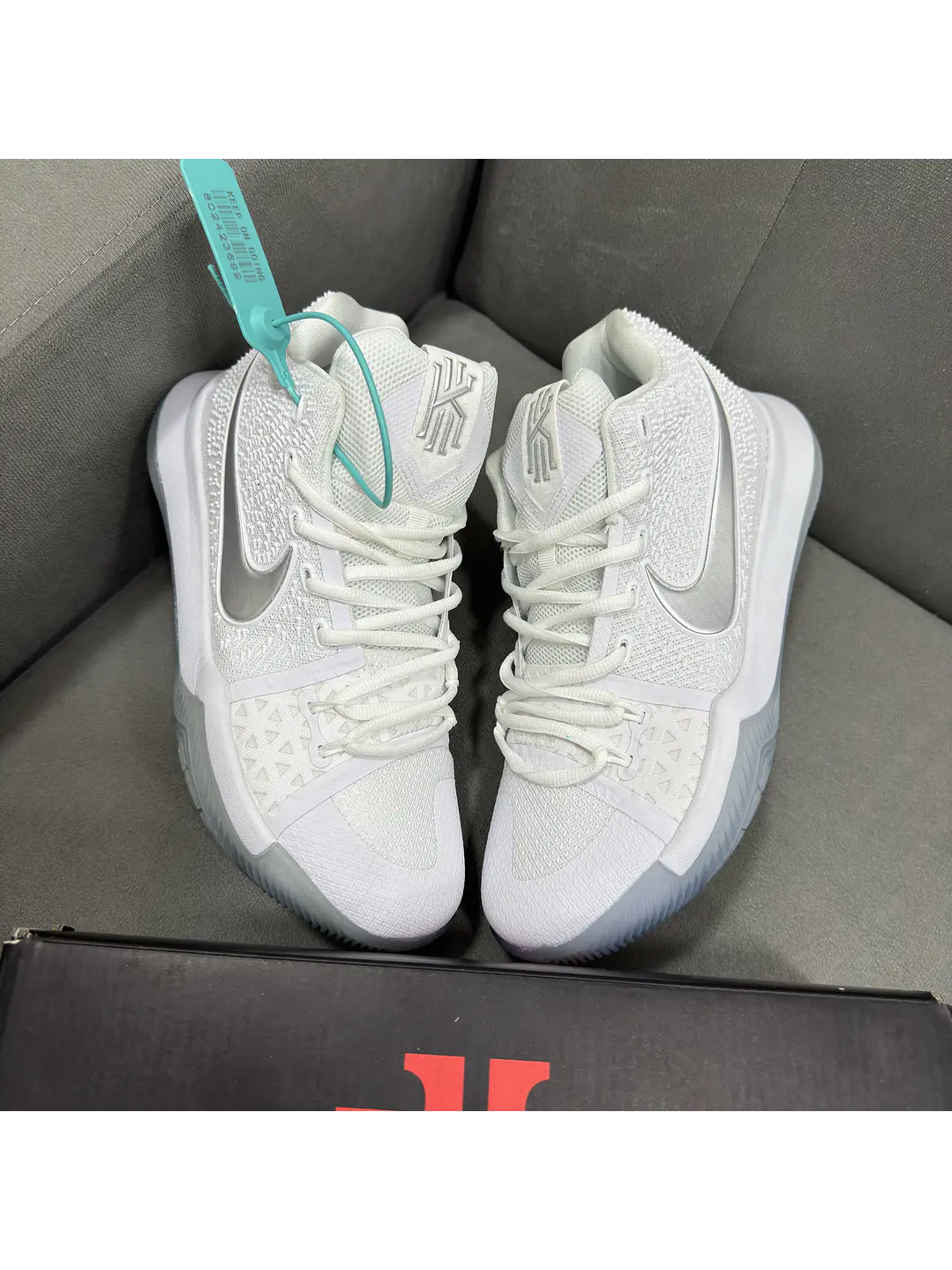 Nike Kyrie Irving 3 White 3