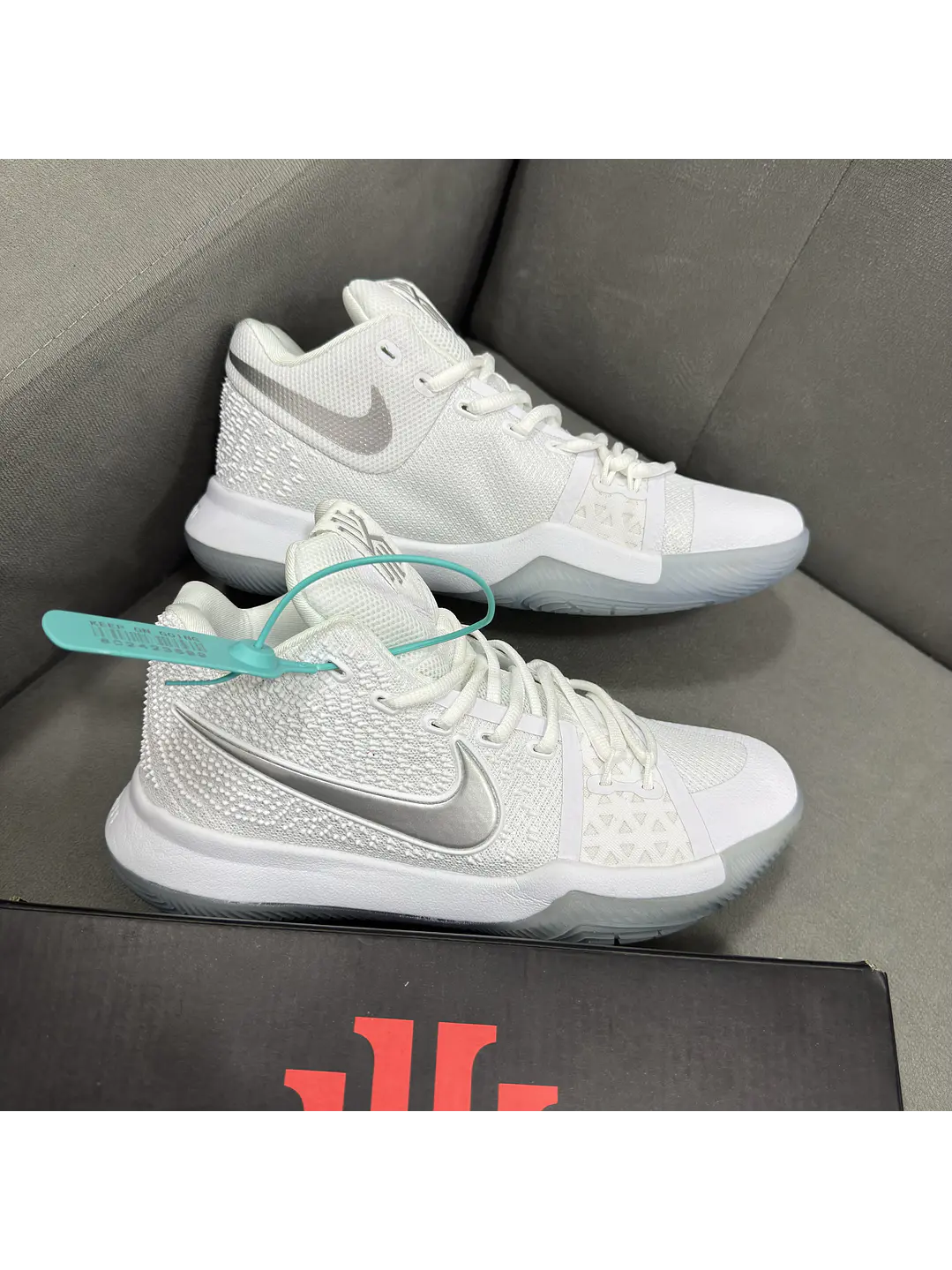 Nike Kyrie Irving 3 White 2