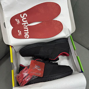 Nike Sb Dunk Low Supreme Black 