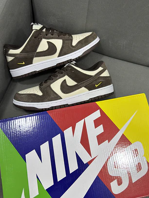 Nike Sb Dunk Low Baroque Brown 