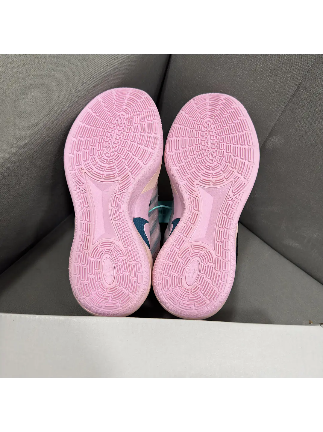 Nike Sabrina 3 Twin Pink  5