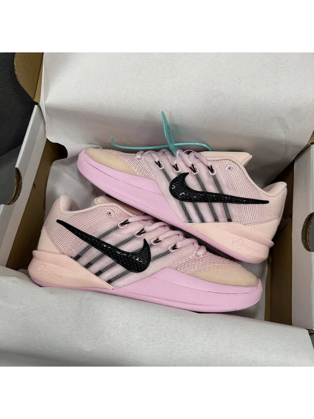 Nike Sabrina 3 Twin Pink  4