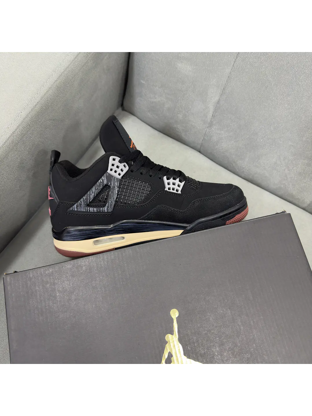 Jordan Retro 4 Air London 4