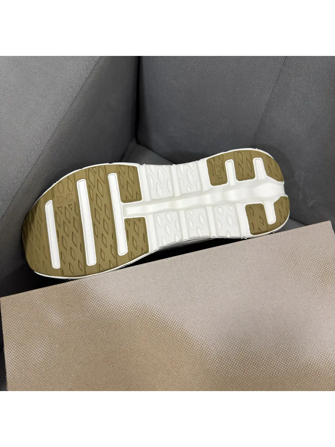 On Cloudtilt Gris Azul  3