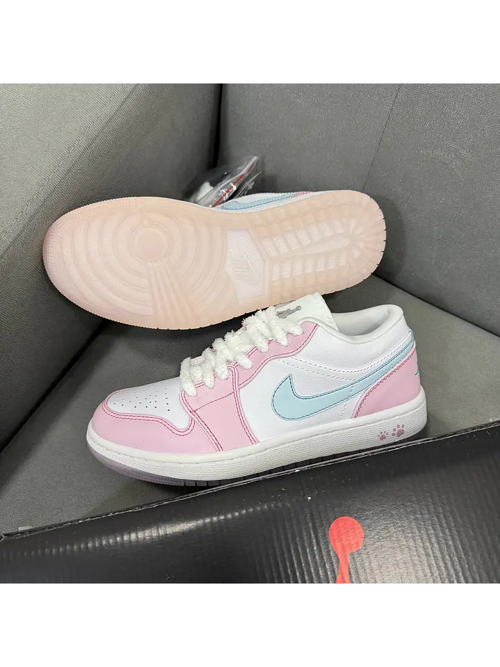 Jordan Retro 1 Low Paw Print 2