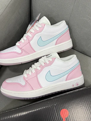 Jordan Retro 1 Low Paw Print