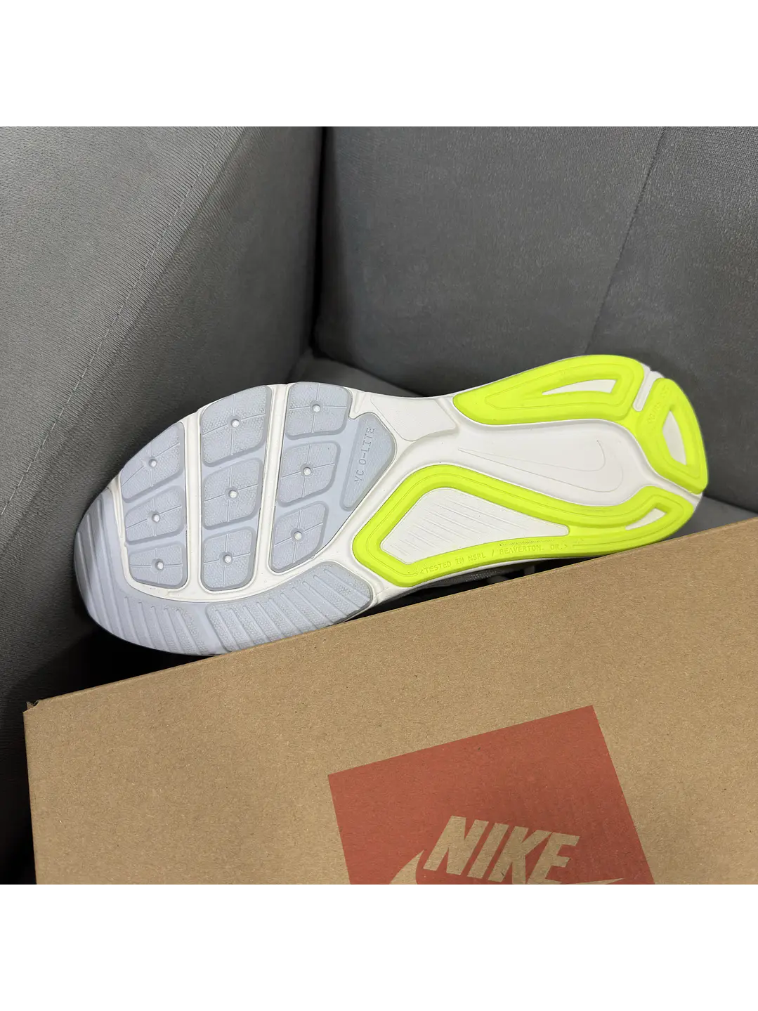 Nike Zoom Structure 26 White Green  3