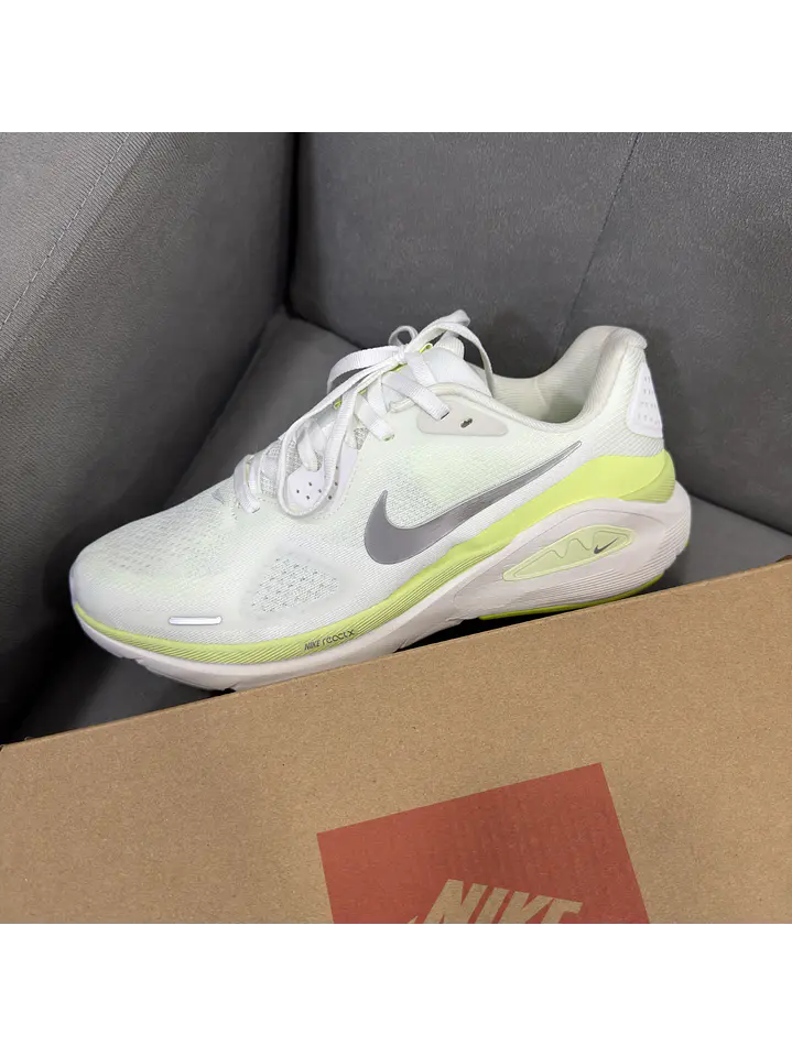 Nike Zoom Structure 26 White Green  4