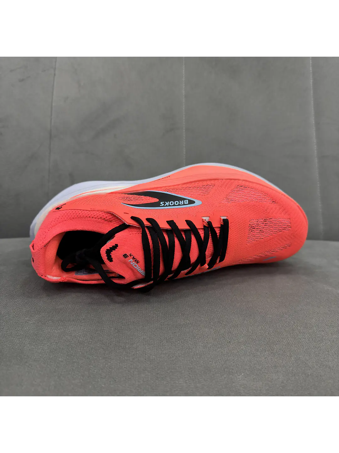 Brooks Hyperion Max 3  4