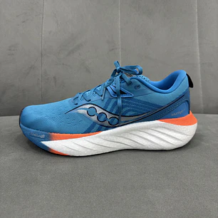 Saucony Trumph 22 