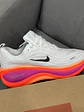 Nike Vomero Plus White Neón - Miniatura 2