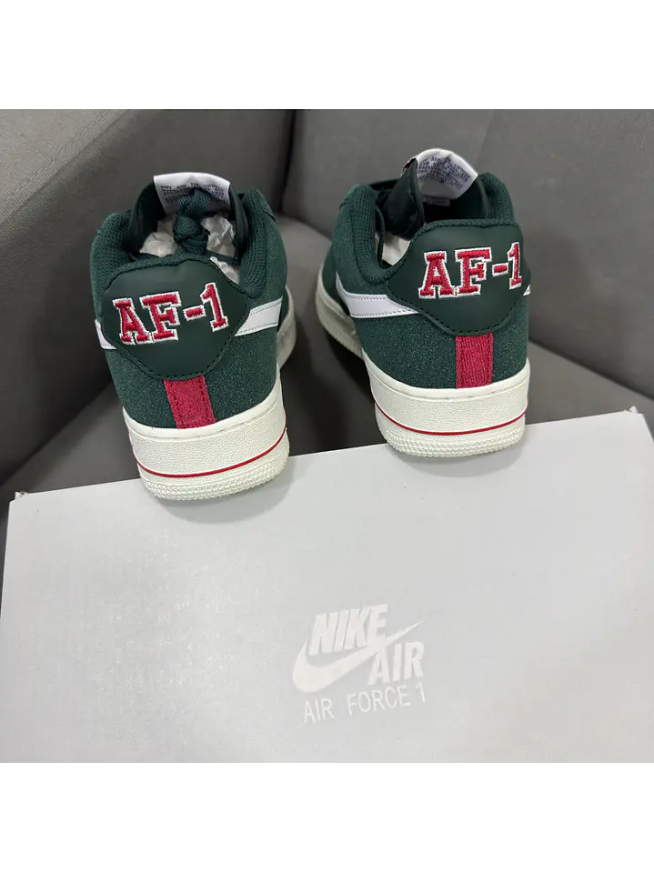 Nike Air Force One Athletic Club 3