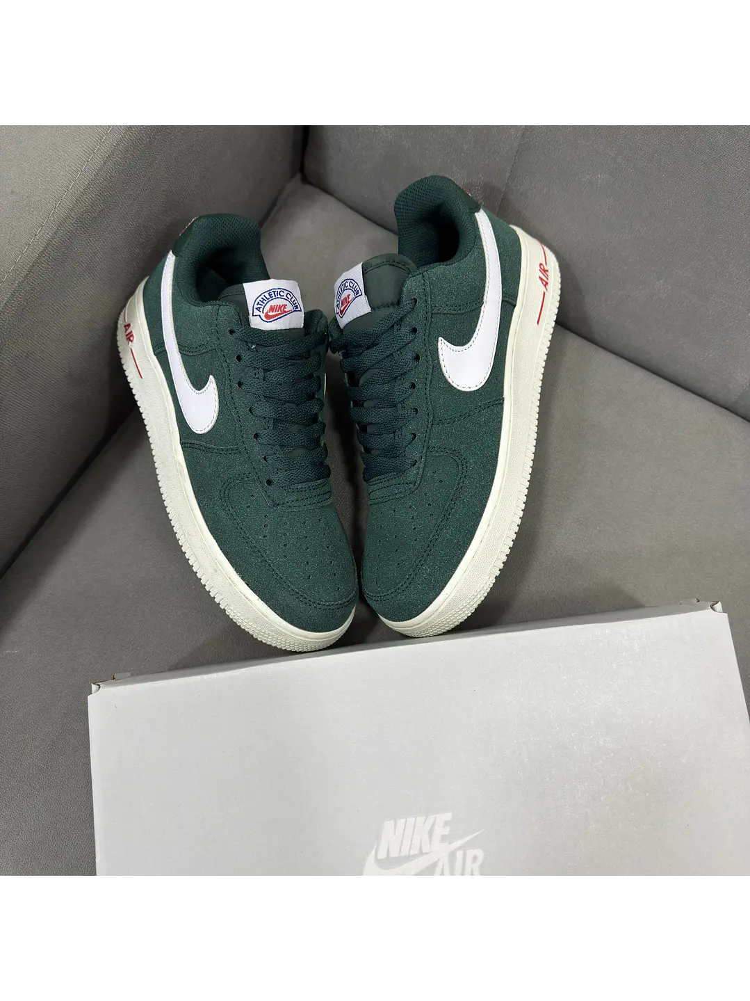 Nike Air Force One Athletic Club 4