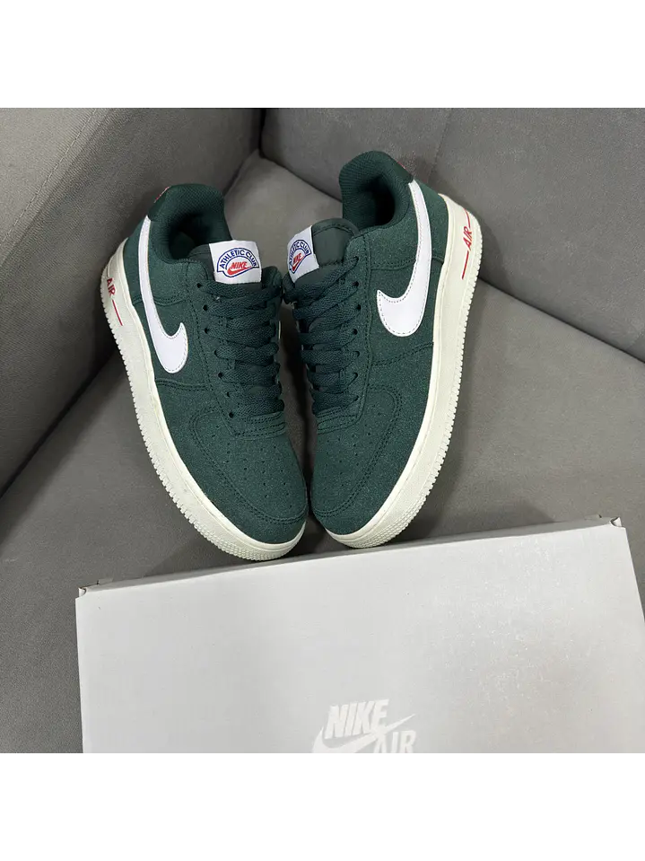 Nike Air Force One Athletic Club 4