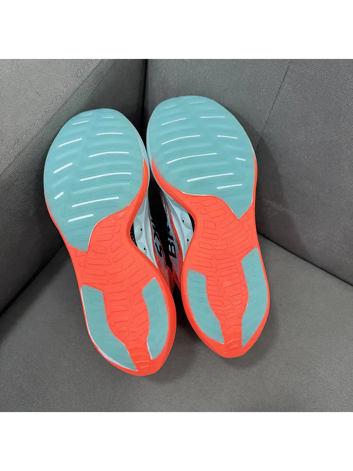 Brooks Hyperion Elite Orange  2