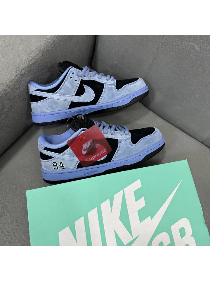 Nike Sb Dunk Low Supreme Blue  2