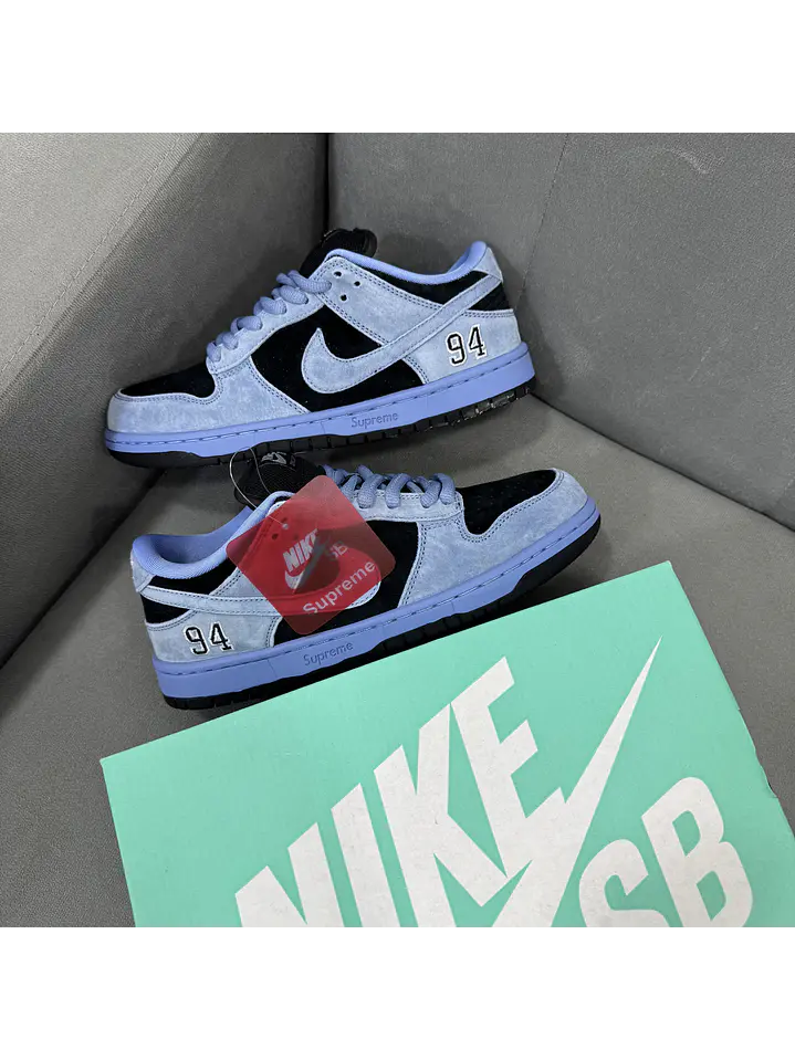 Nike Sb Dunk Low Supreme Blue  1