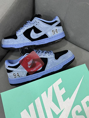 Nike Sb Dunk Low Supreme Blue 