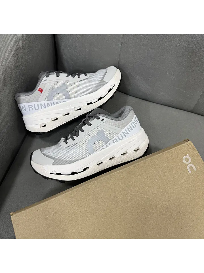 On Cloudultra 3 Gris  1
