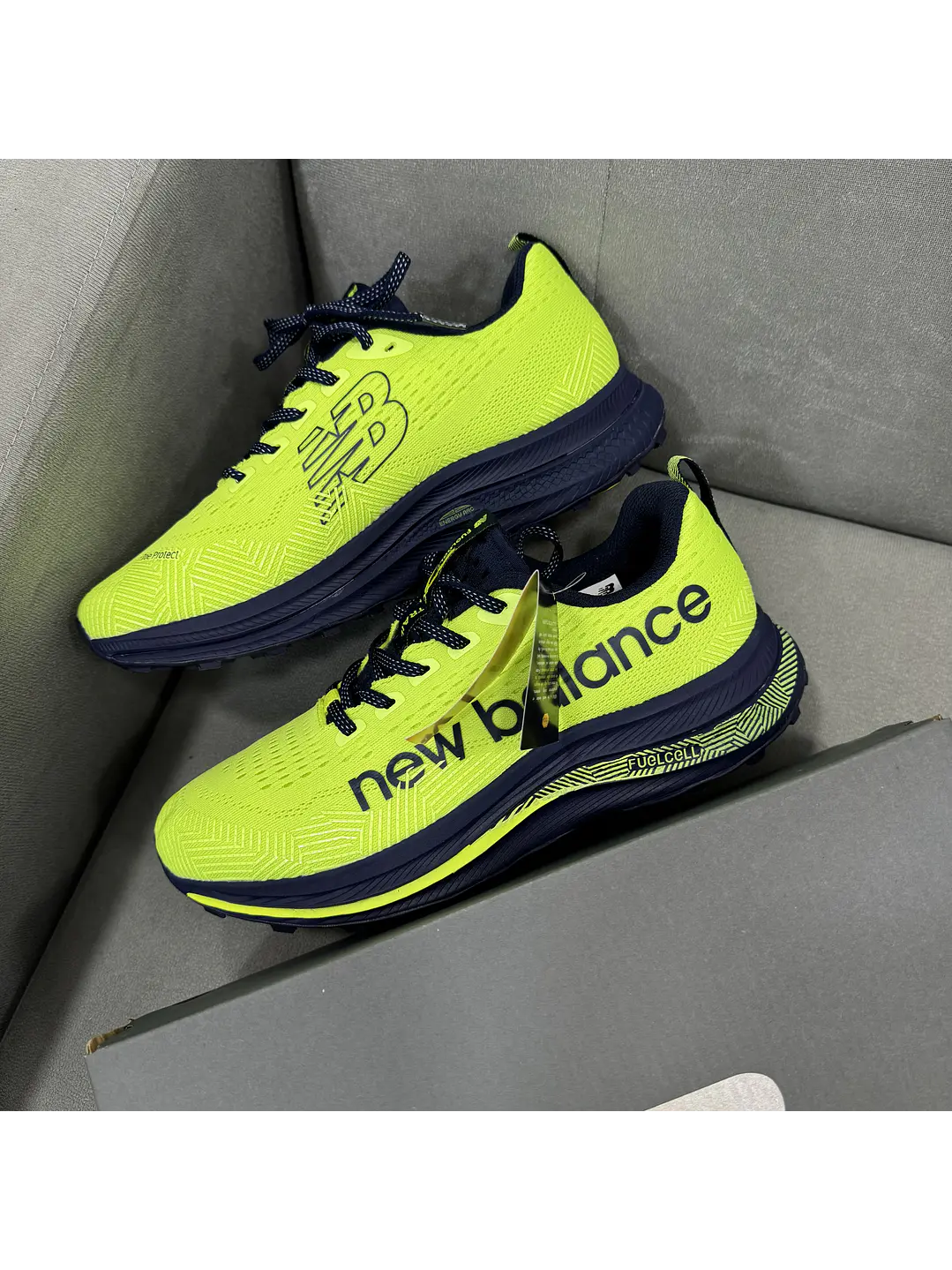New Balance Supercomp V1 Trail  2