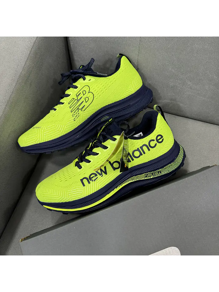 New Balance Supercomp V1 Trail  2