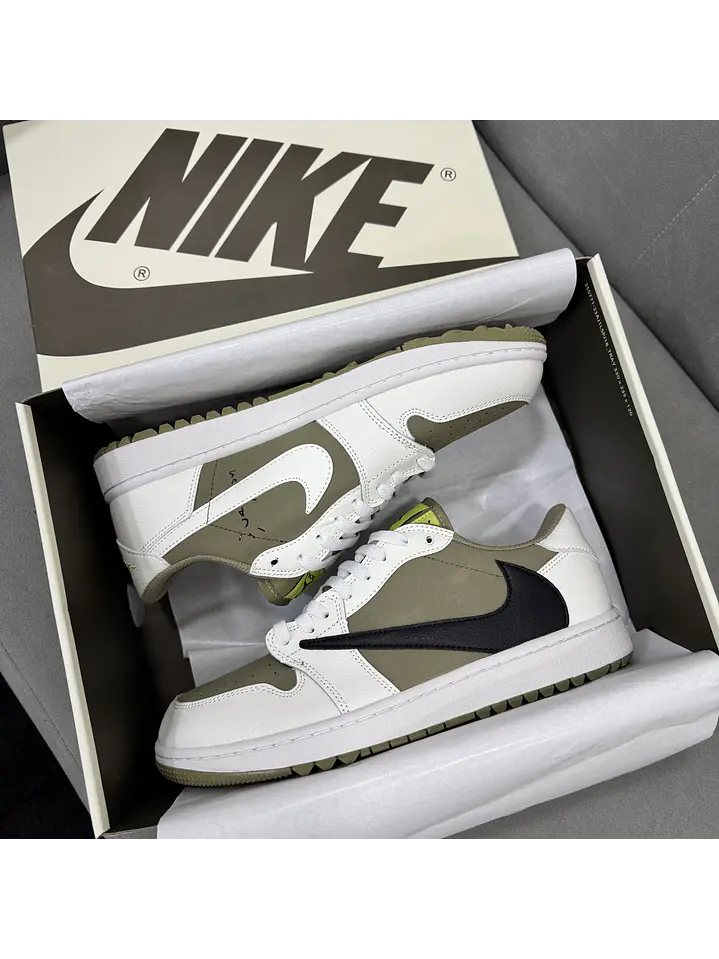 Jordan Retro 1 Low Travis Golf  1