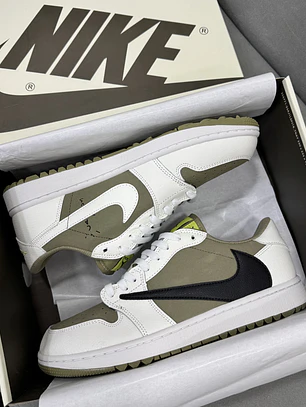 Jordan Retro 1 Low Travis Golf 
