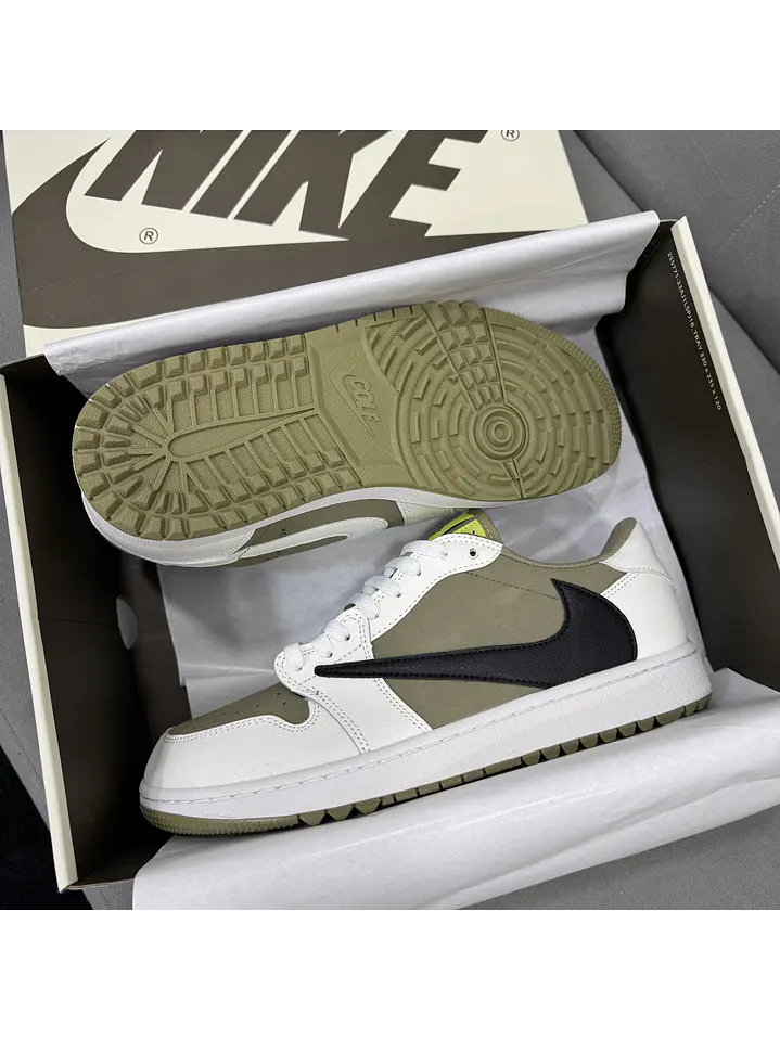 Jordan Retro 1 Low Travis Golf  2