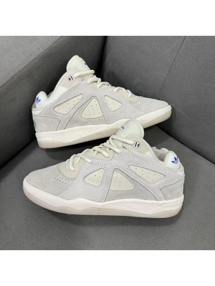 Adidas BADBO 1.0 Resilience  1