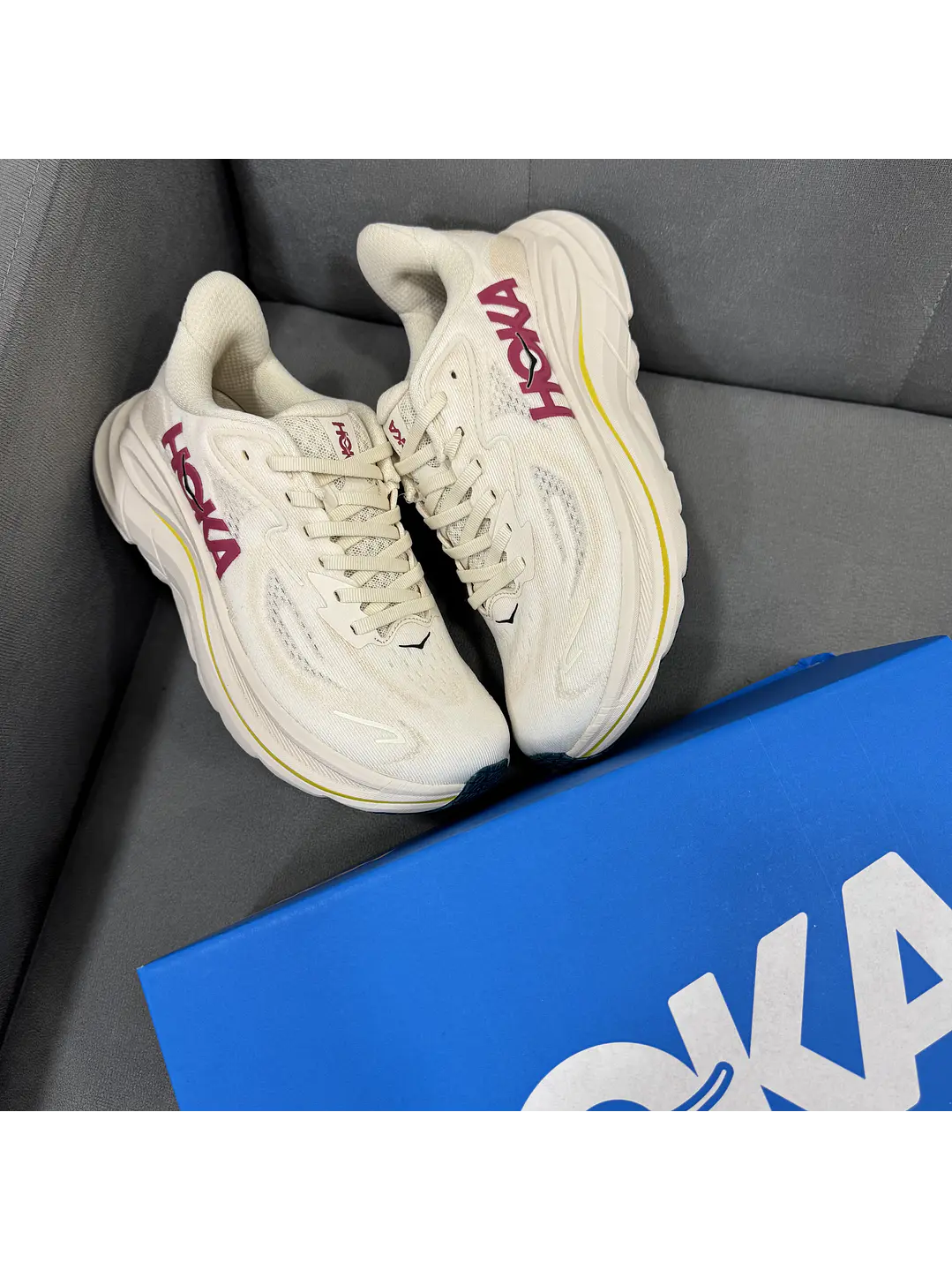 Hoka Clifton 10 Beige  3