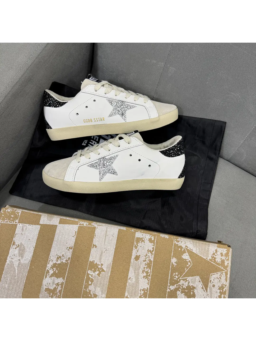 Golden Goose Super-Star Womens 1