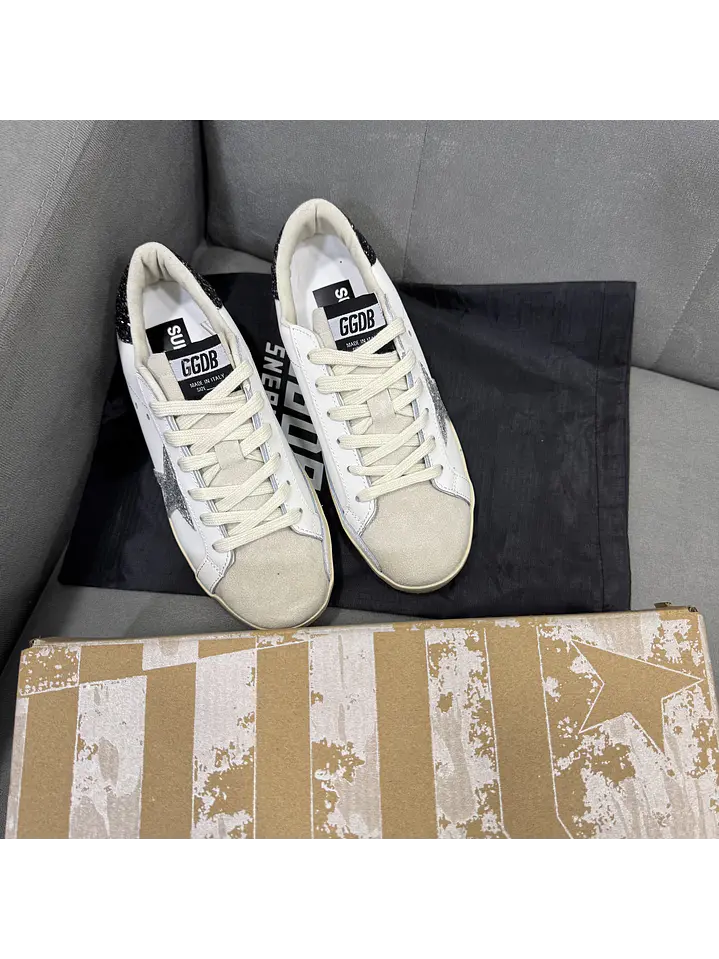 Golden Goose Super-Star Womens 3