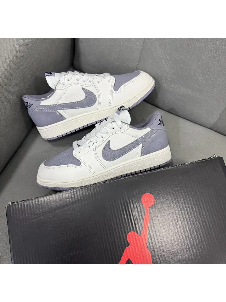 Jordan Retro 1 Low Admosphere Grey 1
